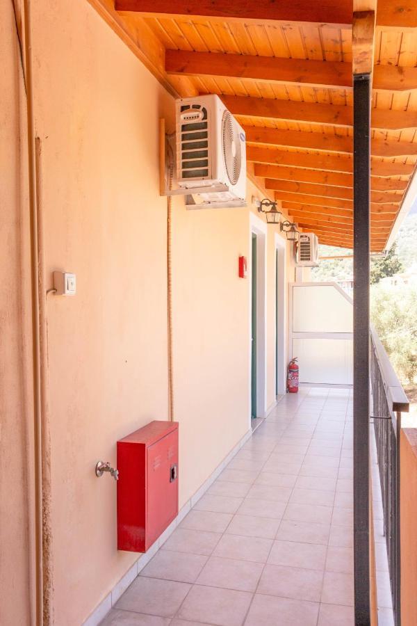 Apagio Apartments Mikros Gialos Zewnętrze zdjęcie