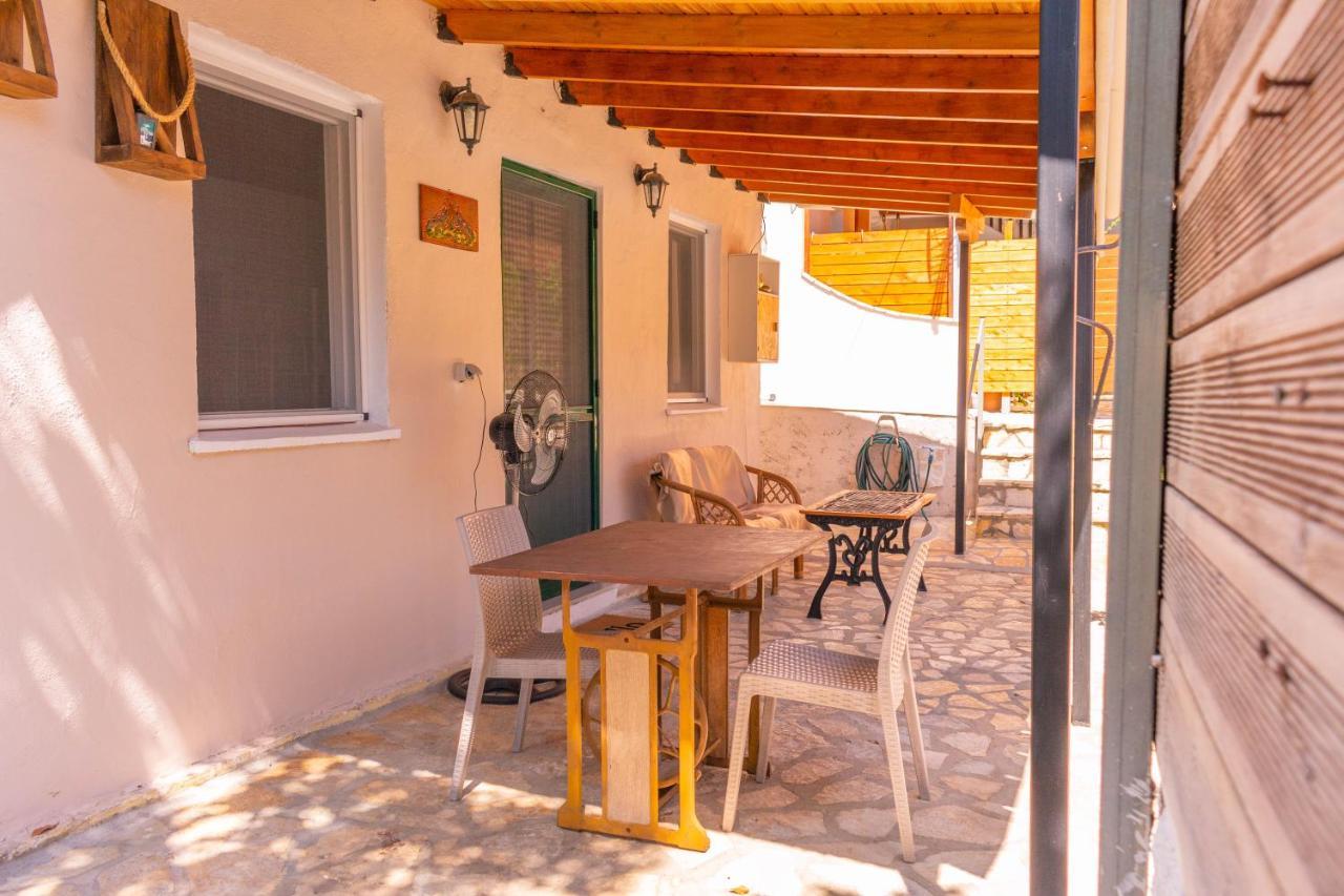 Apagio Apartments Mikros Gialos Zewnętrze zdjęcie