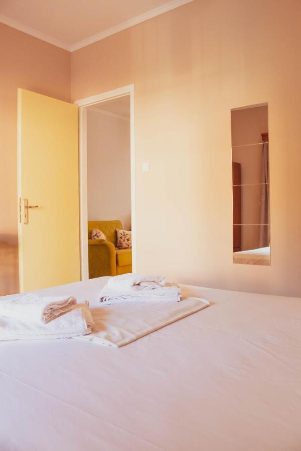 Apagio Apartments Mikros Gialos Zewnętrze zdjęcie